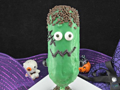 frankenstein-halloween-treats-frankenstein-twinkies-image1