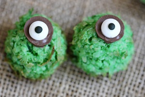 coconut lime macaroon eyeballs3
