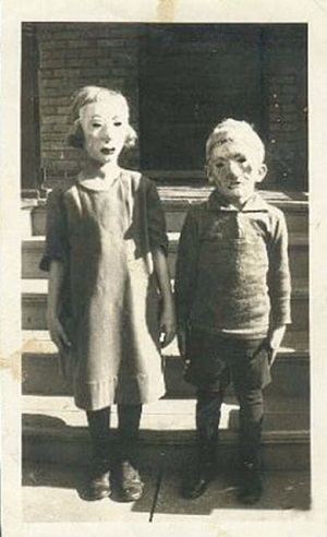vintage-halloween-costumes-1930s-23